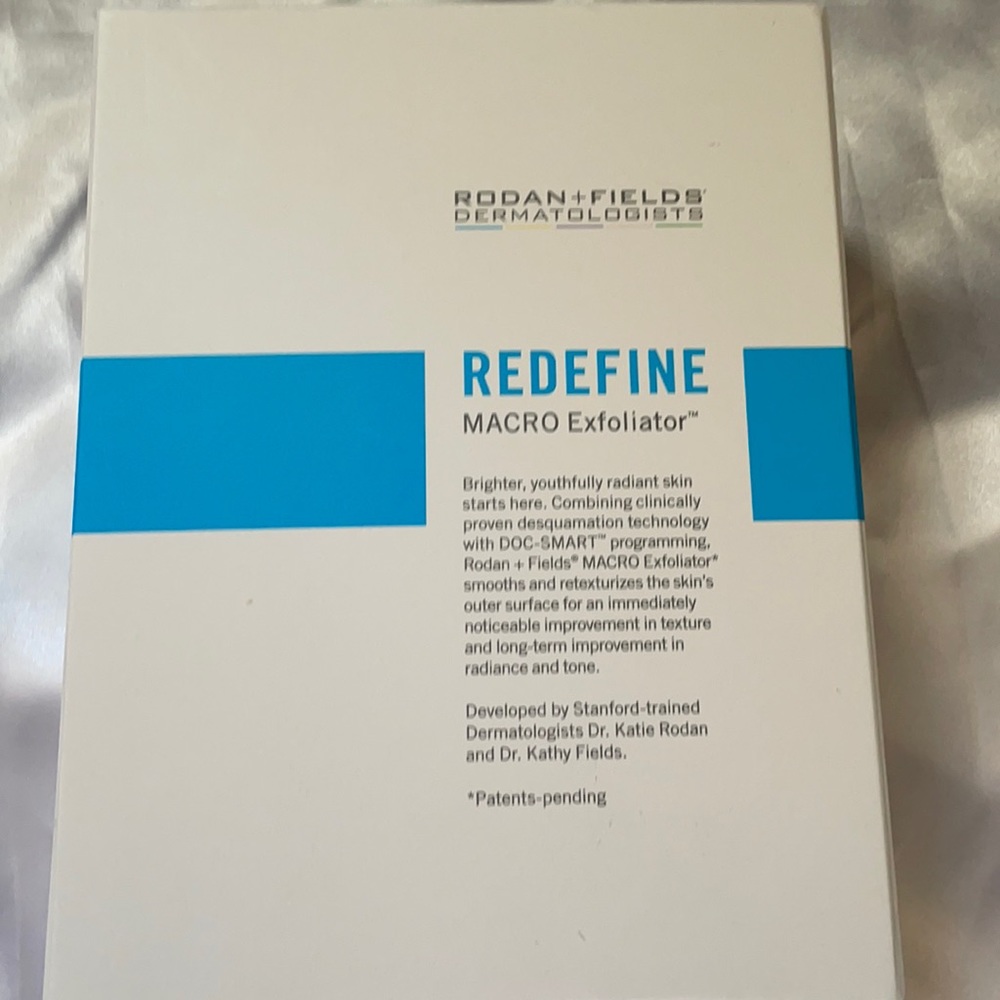 Rodan + Fields. Macro Exfoliator